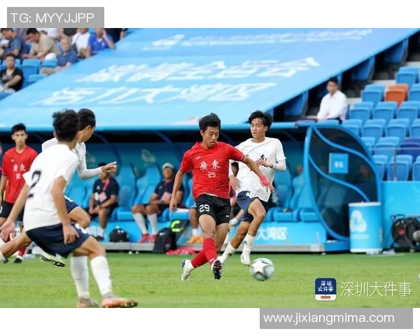 深圳足球队创历史新高展现足球耐力实力引领行业风潮